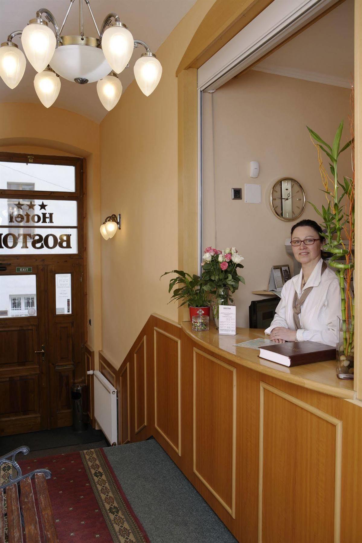 Hotel Boston Karlovy Vary Bagian luar foto