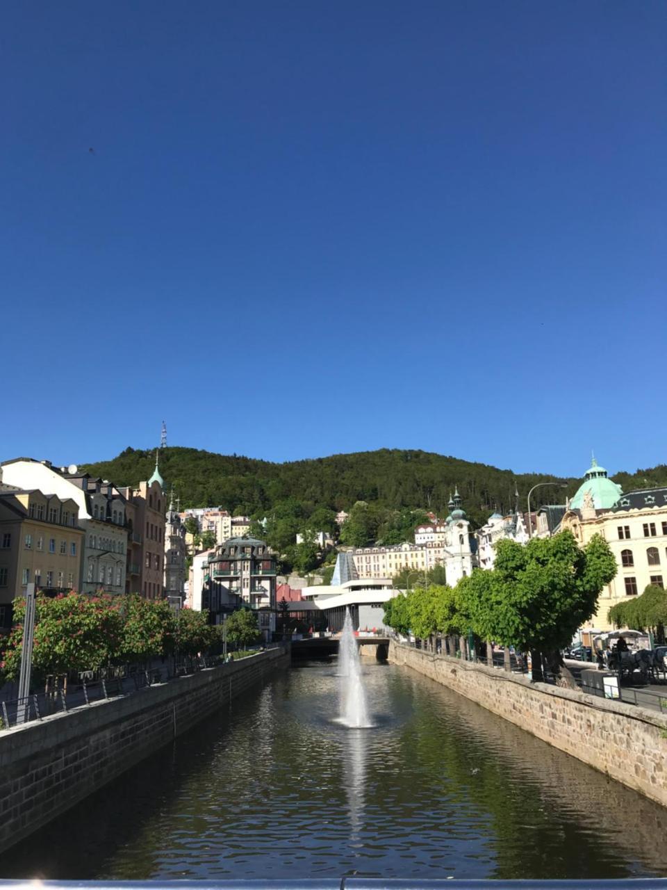 Hotel Boston Karlovy Vary Bagian luar foto